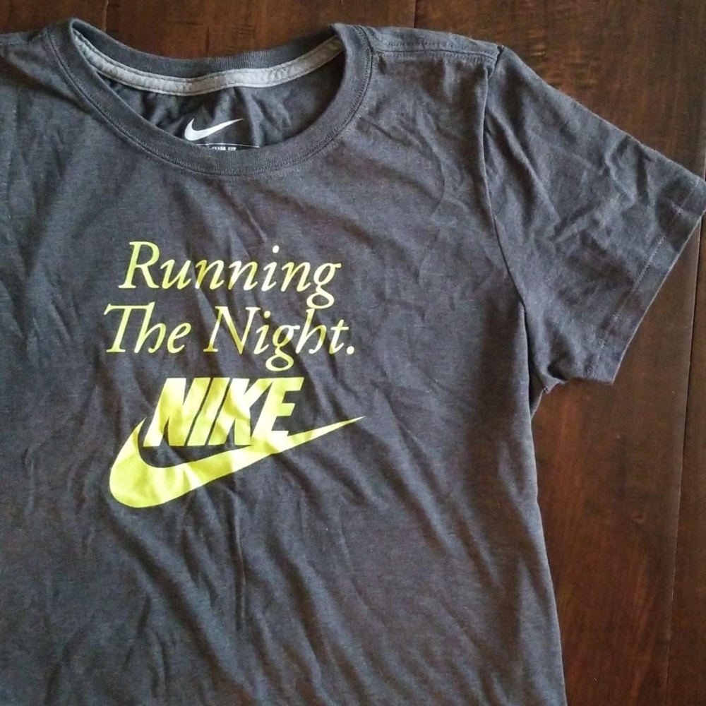 Nike 'Running the Night' Tshirt